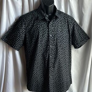 American Rag Black Geometric Print Short Sleeve Shirt